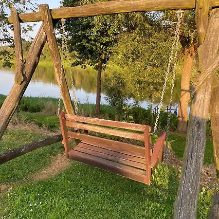 Dom Nad Samym Bugiem 2h Od Warszawy Сasa de vacaciones Klepaczew