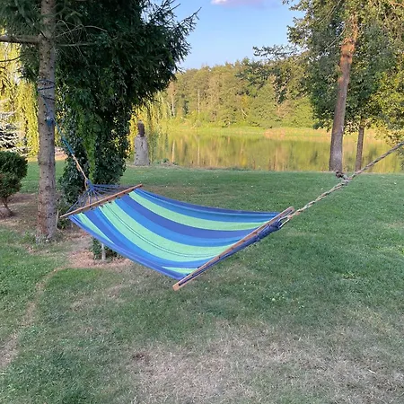 Dom Nad Samym Bugiem 2h Od Warszawy Сasa de vacaciones *