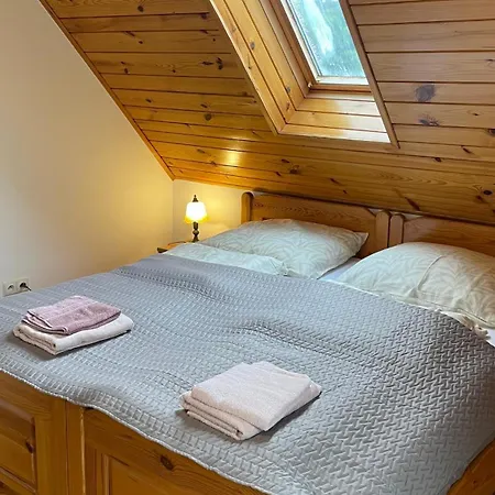Dom Nad Samym Bugiem 2h Od Warszawy Сasa de vacaciones *