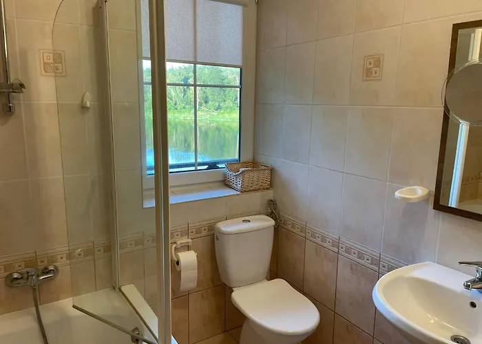 Dom Nad Samym Bugiem 2h Od Warszawy בית נופש *